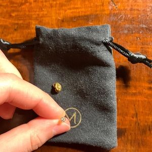 SINGLE (1) Mejuri Tiny White Sapphire Stud Earning